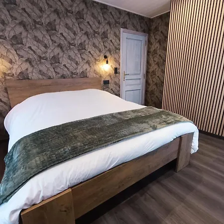 Bed & Breakfast A L'ombre De La Chapelle 3*